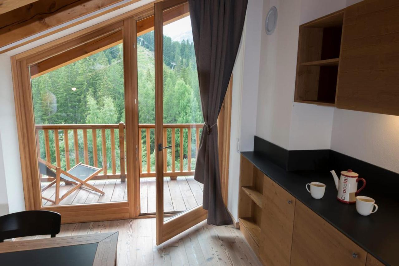 Appartamento Jardin Des Alpes. ลาตุยเล ภายนอก รูปภาพ